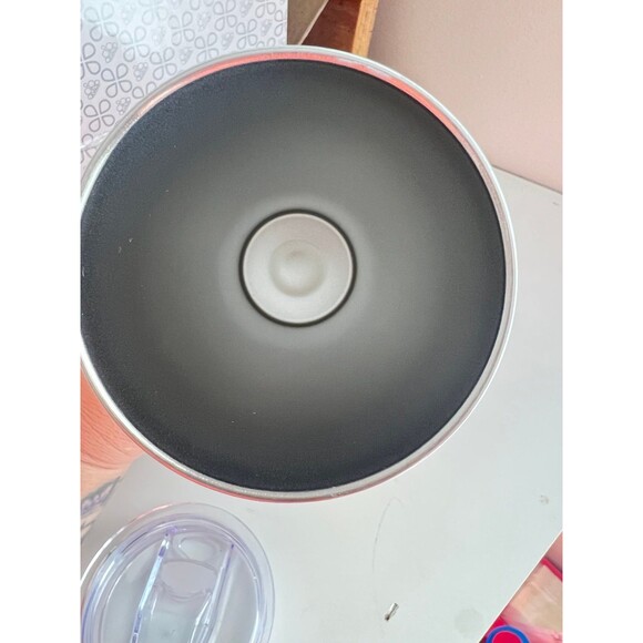 •3/$25• NWT Tie-dyed 20oz. Skinny Tumbler with Straw - Picture 10 of 10